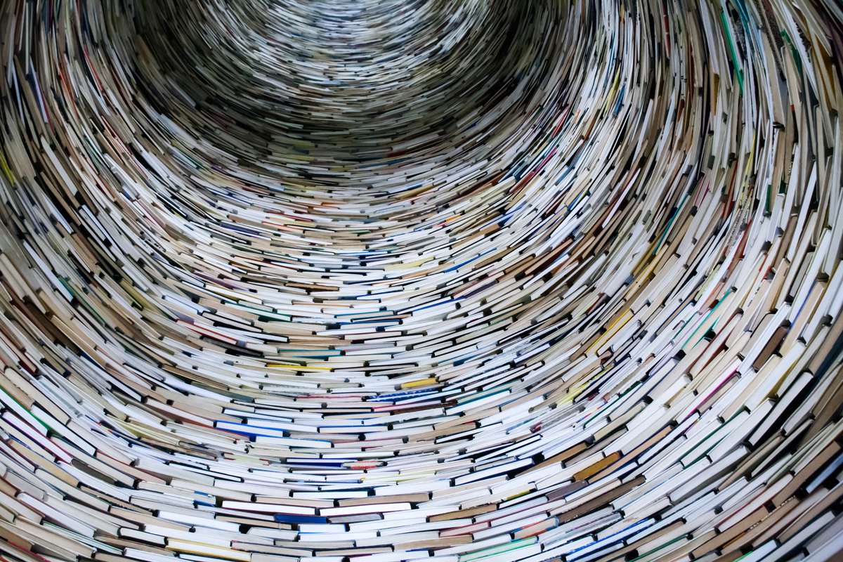 A circular arrangment of books